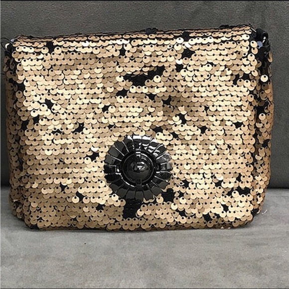 “Never too much sparkle” Sequin Black or Gold Crossbody-Boutique - Picture 2 of 15